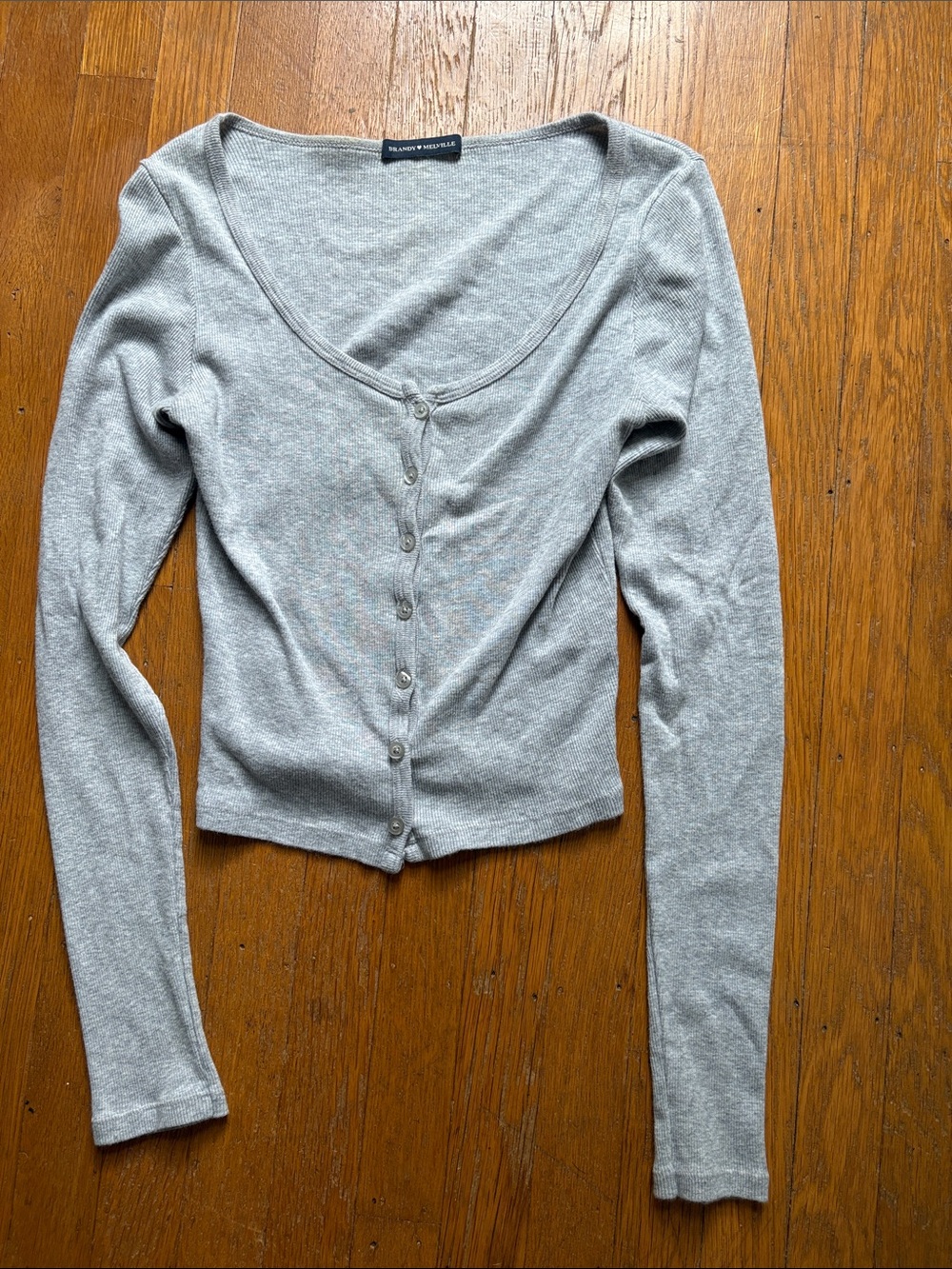 Brandy Melville Light Gray Button-Front Scoop Neck Long Sleeve Top